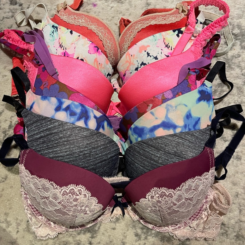 Lot of 7 VS, PINK & Aerie bras